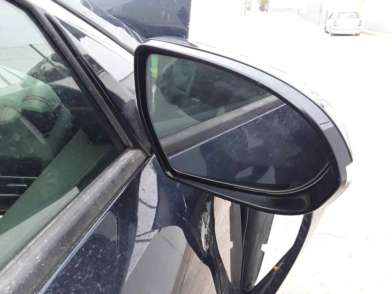 Retrovisor derecho