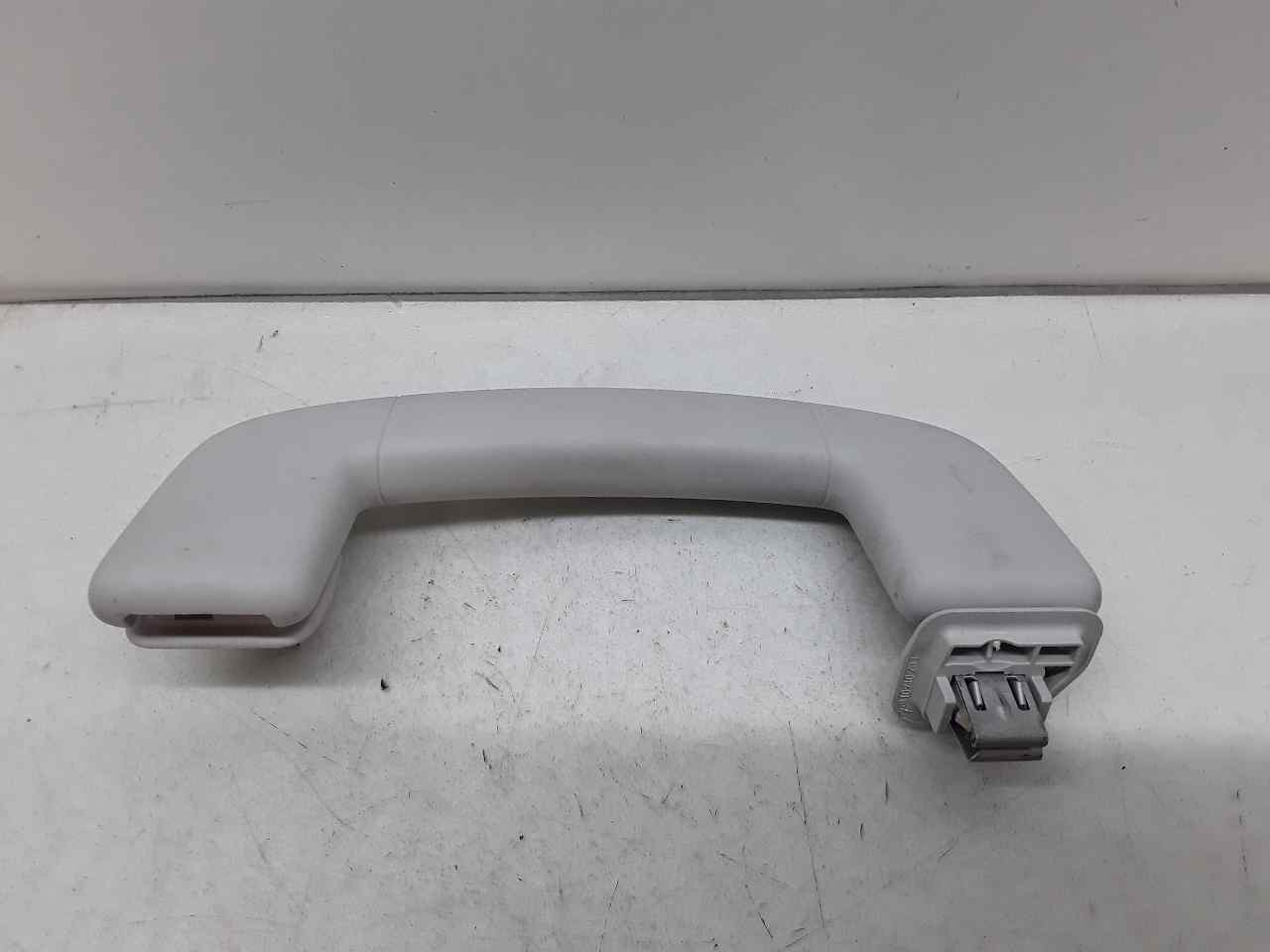 Asidero techo delantero derecho, foto 1 de 3