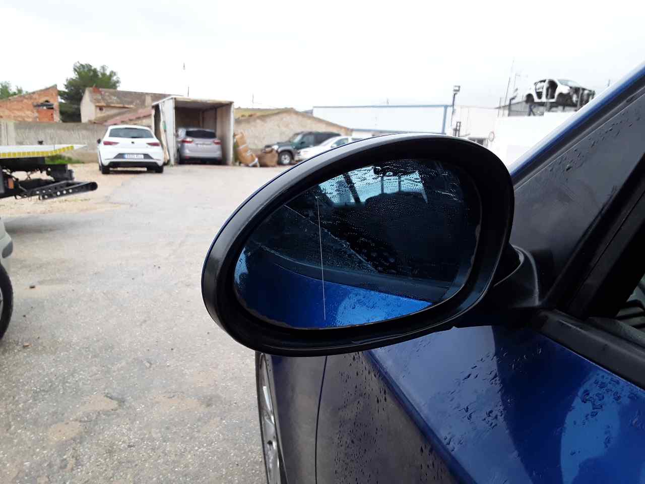 Retrovisor izquierdo