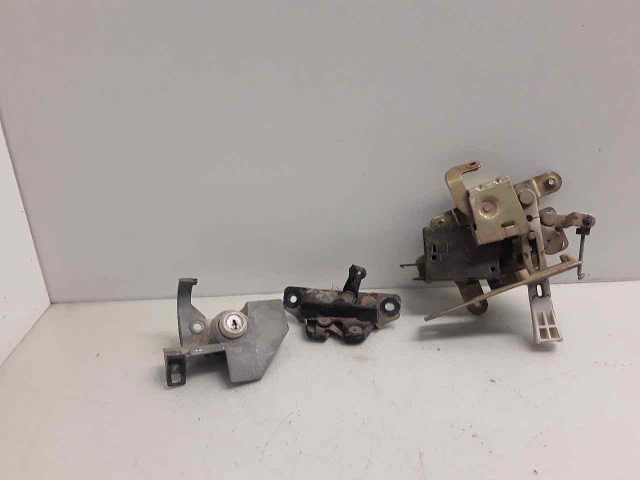 Cerradura maletero / porton