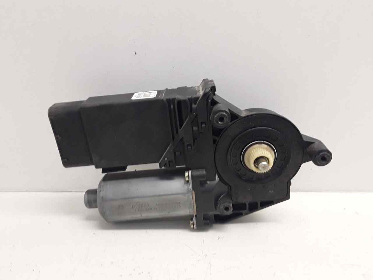 Motor elevalunas delantero izquierdo