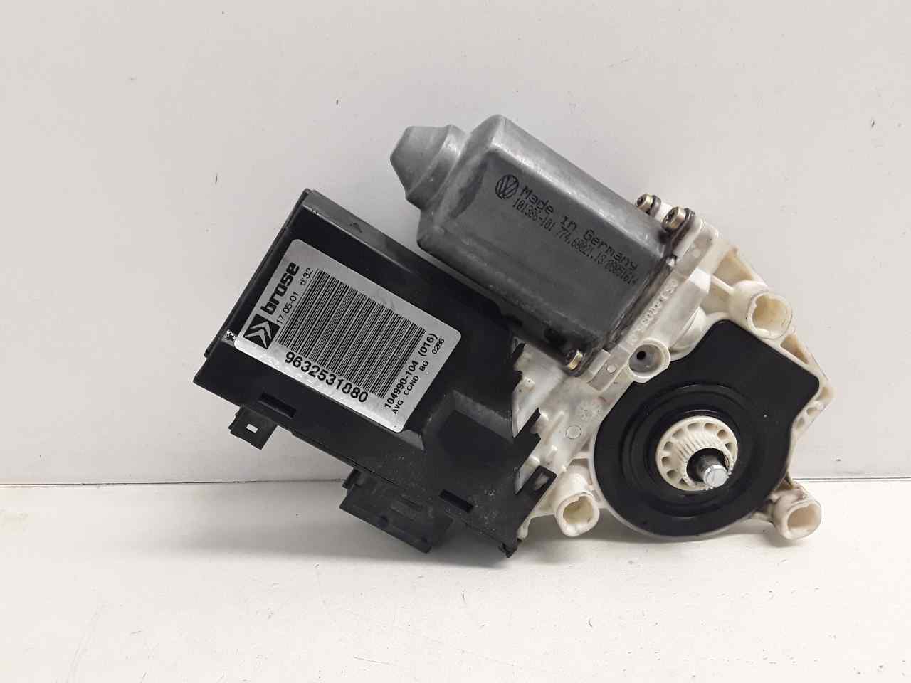 Motor elevalunas delantero izquierdo