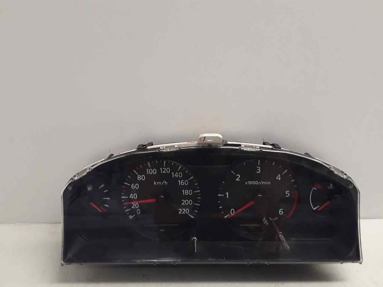 Instrument cluster, photo 1 of 2