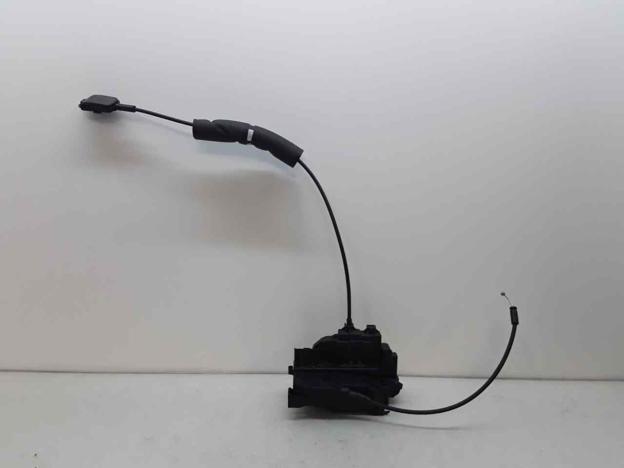 Cerradura puerta trasera izquierda