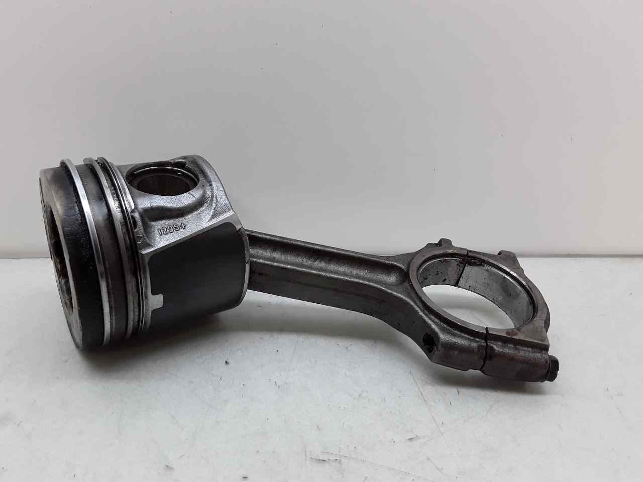 Piston