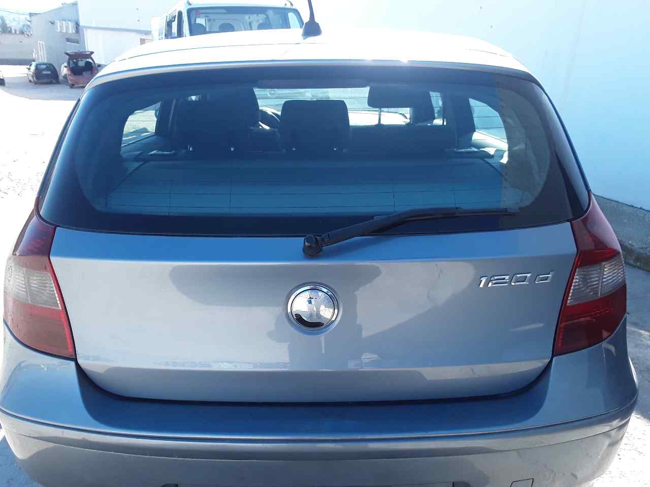 Porton trasero, foto 1 de 4