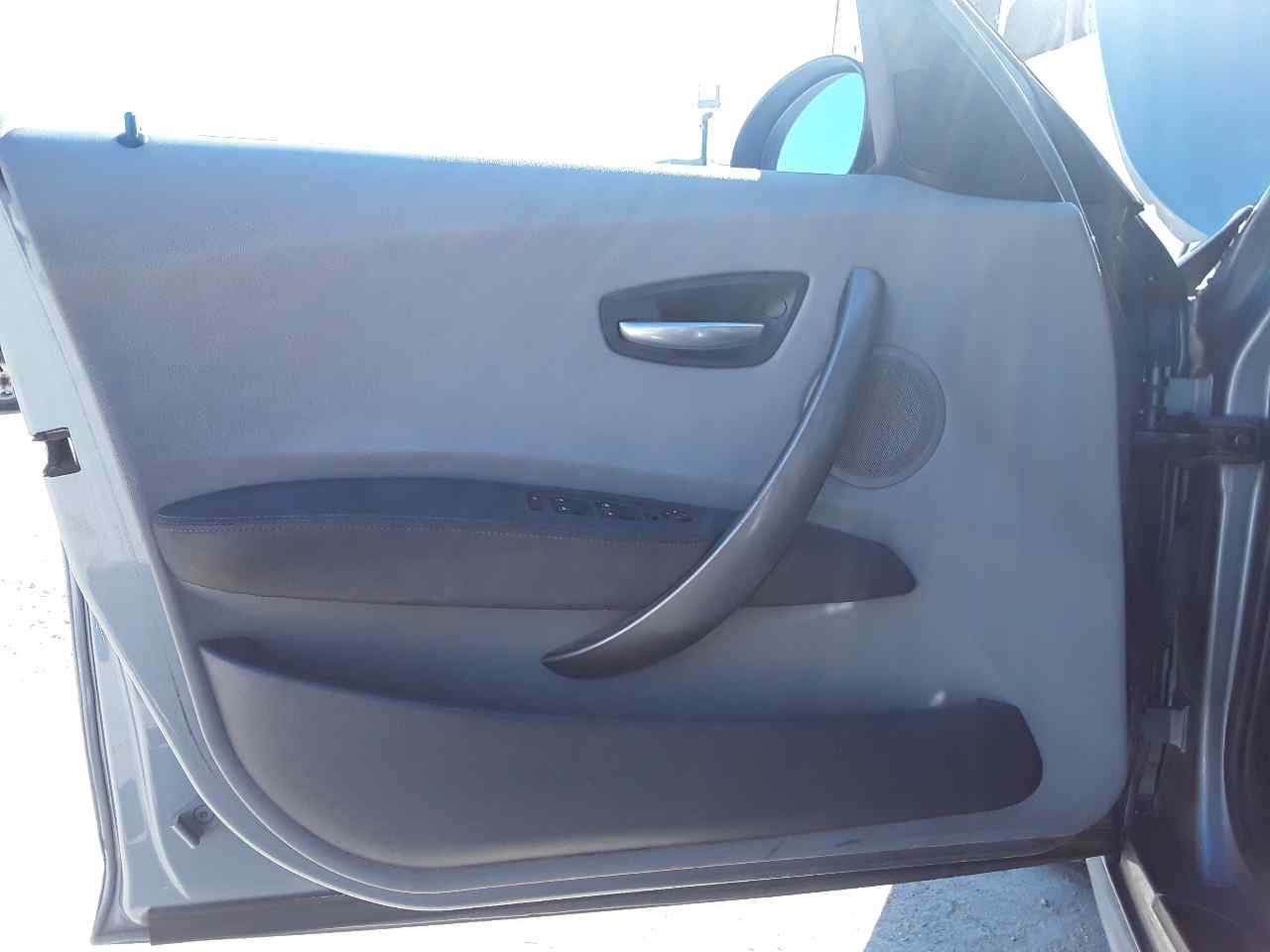Front left door trim, photo 1 of 3