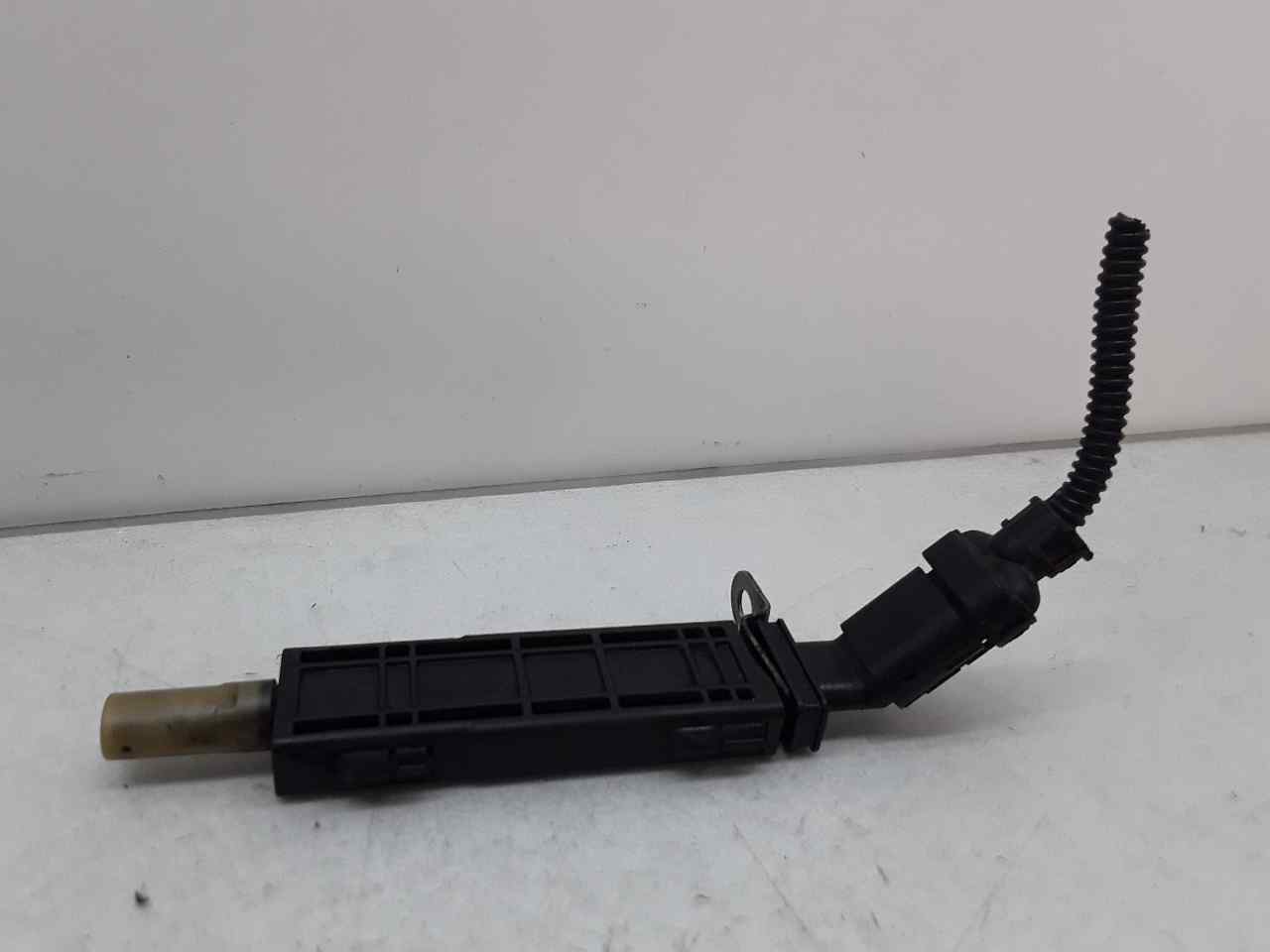 Sensor