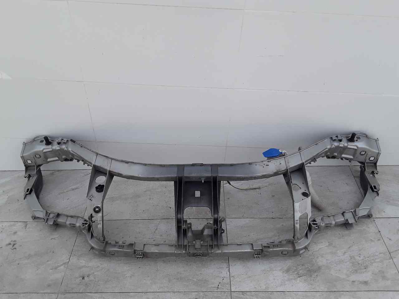 Panel frontal