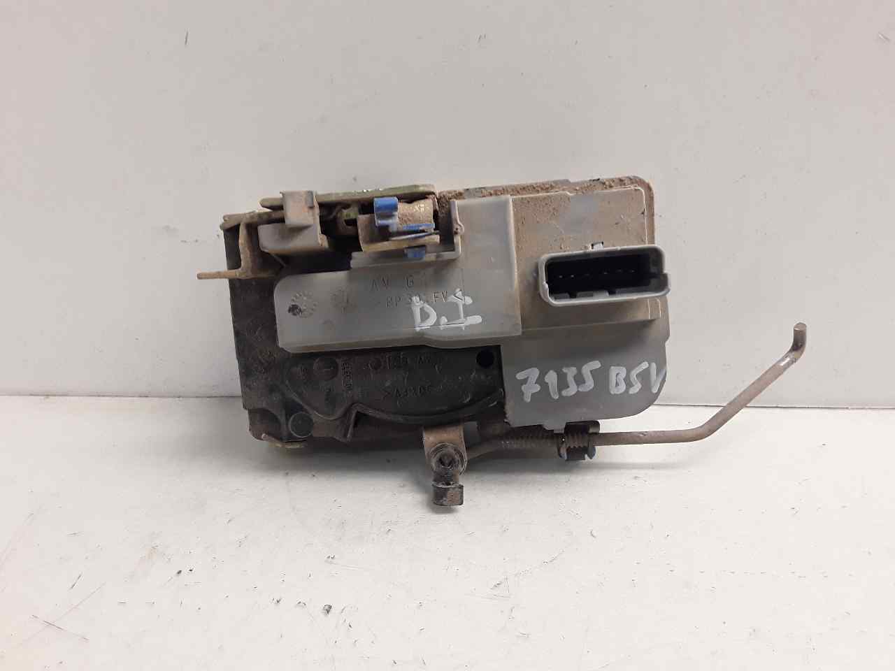 Cerradura puerta delantera izquierda