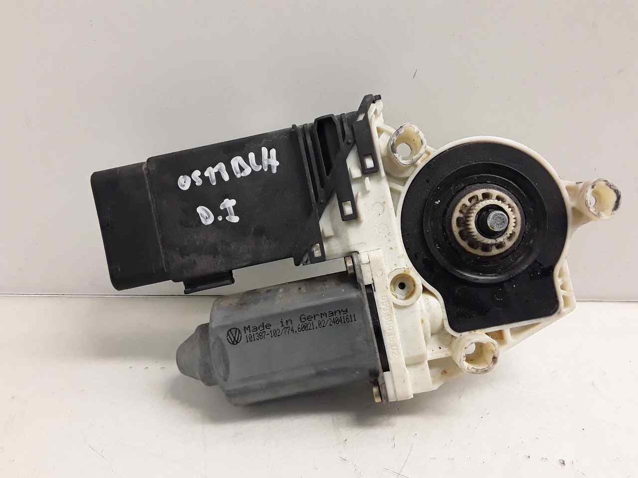 Motor elevalunas delantero izquierdo