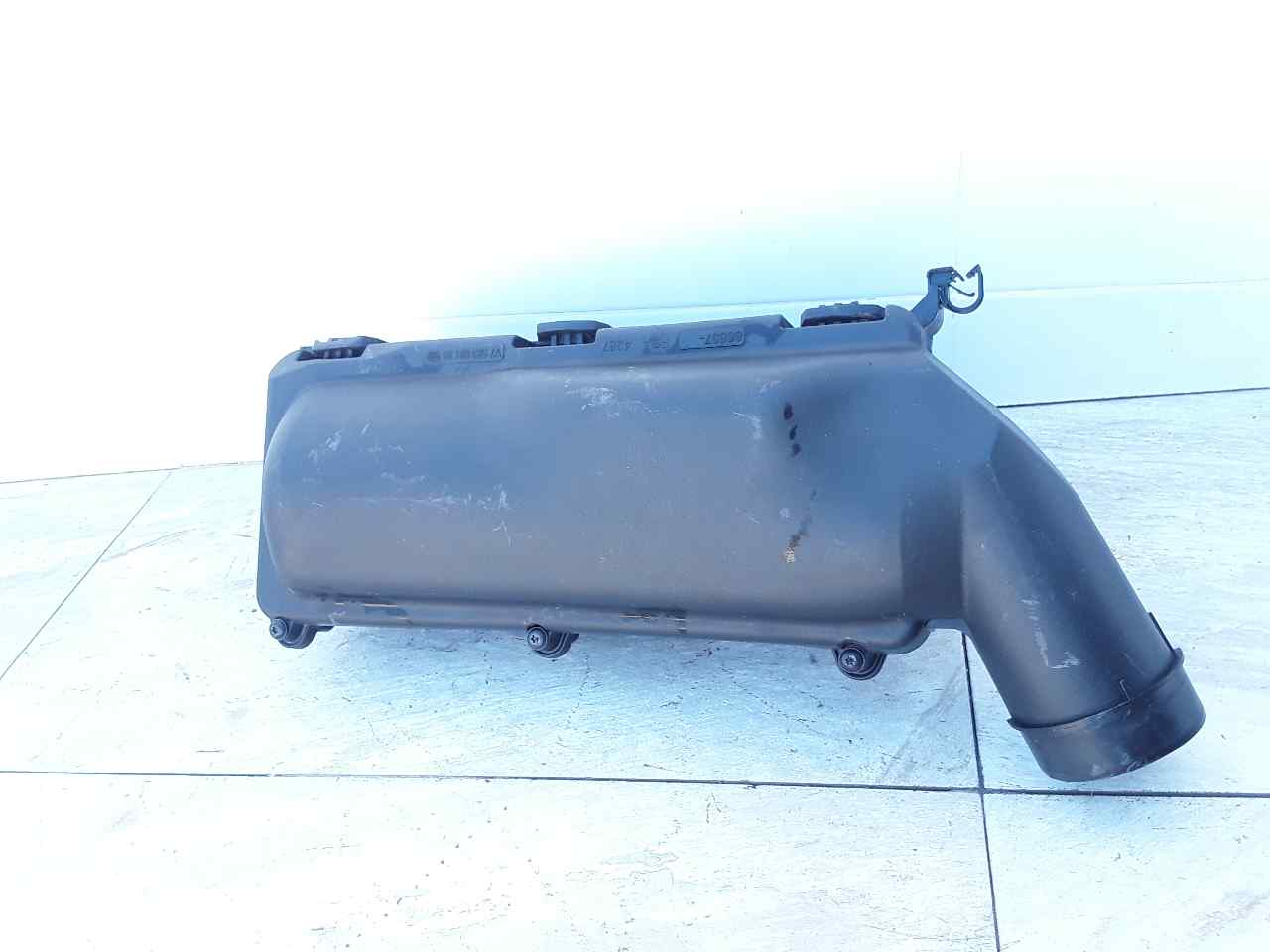 Caja filtro aire, foto 1 de 4