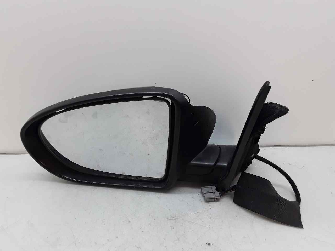 Retrovisor izquierdo