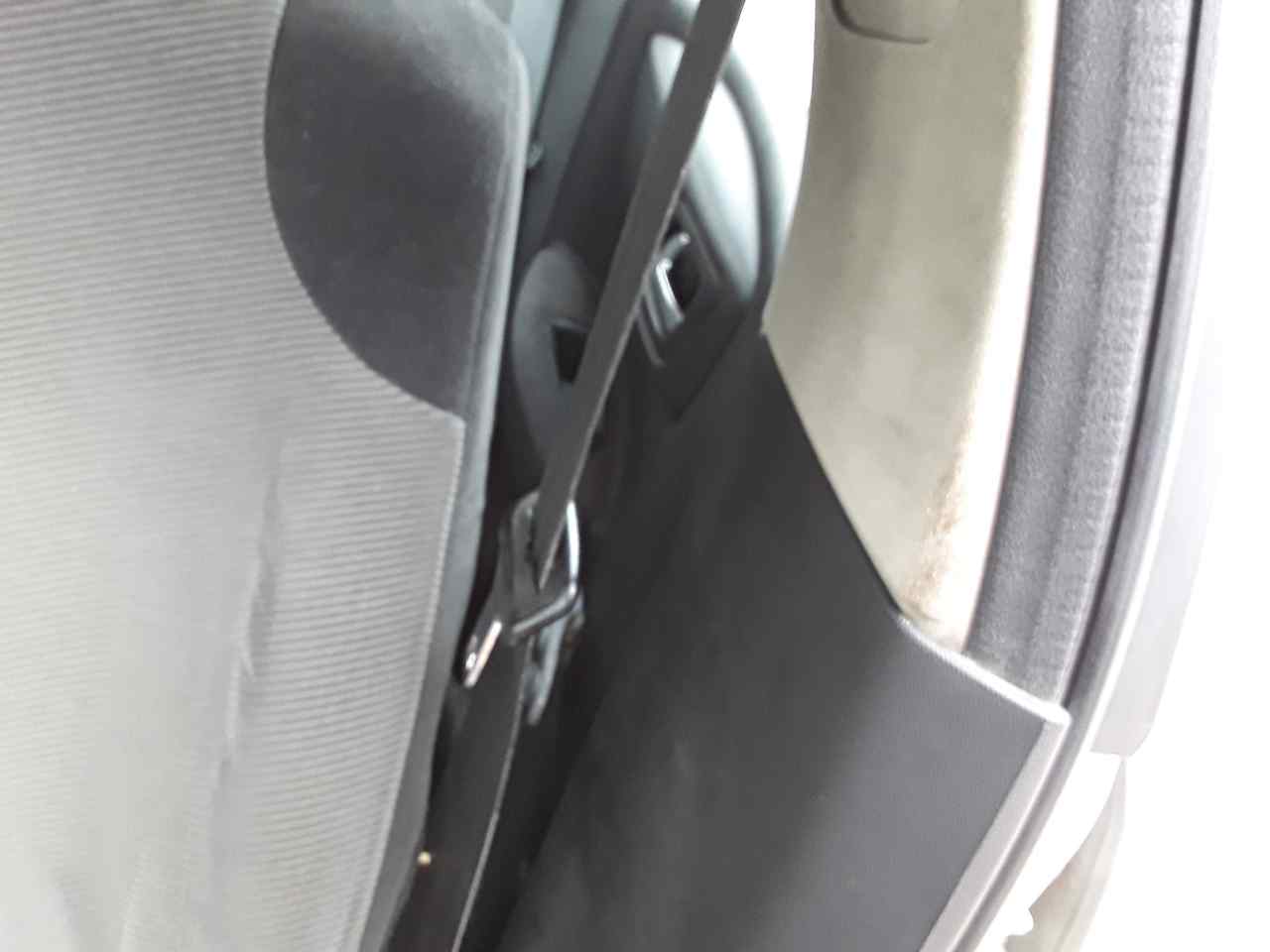 Cinturon seguridad delantero izquierdo