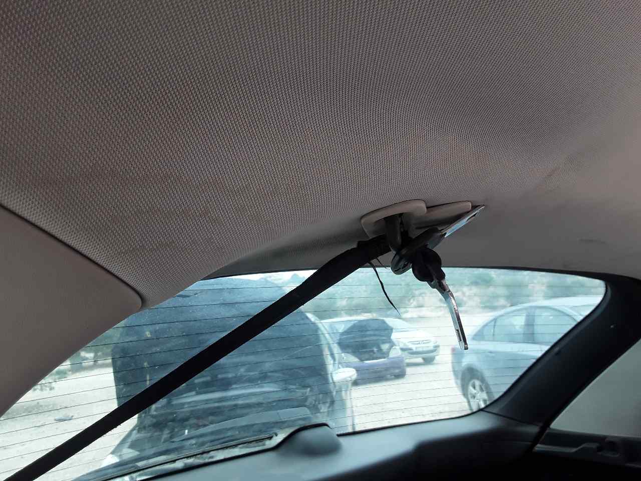 Cinturon seguridad trasero central