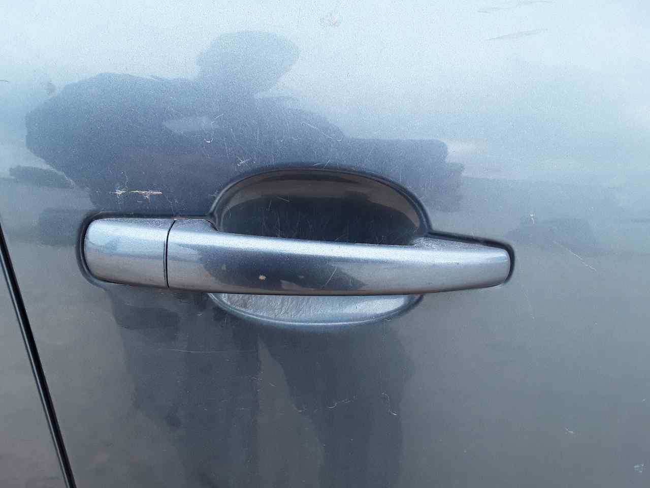 Maneta exterior delantera derecha