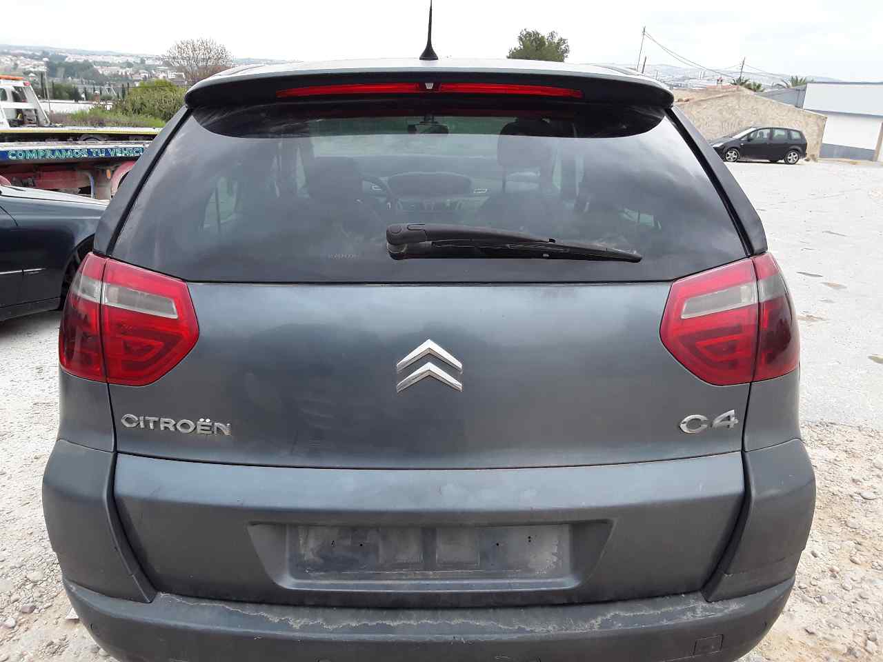 Porton trasero