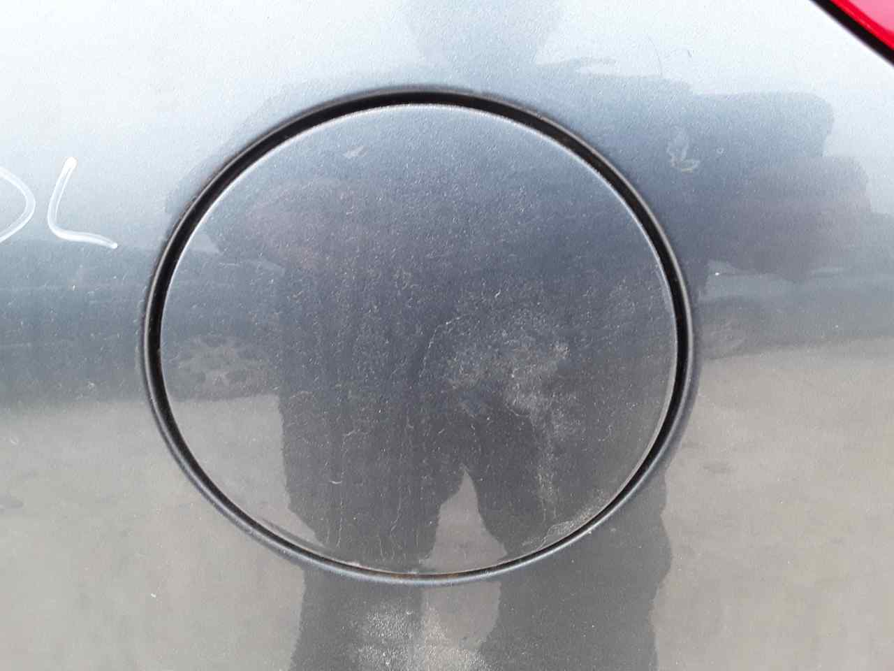 Tapa exterior combustible