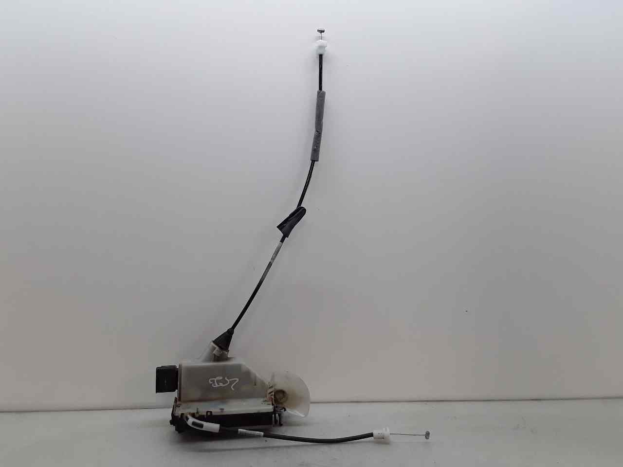 Cerradura puerta delantera izquierda