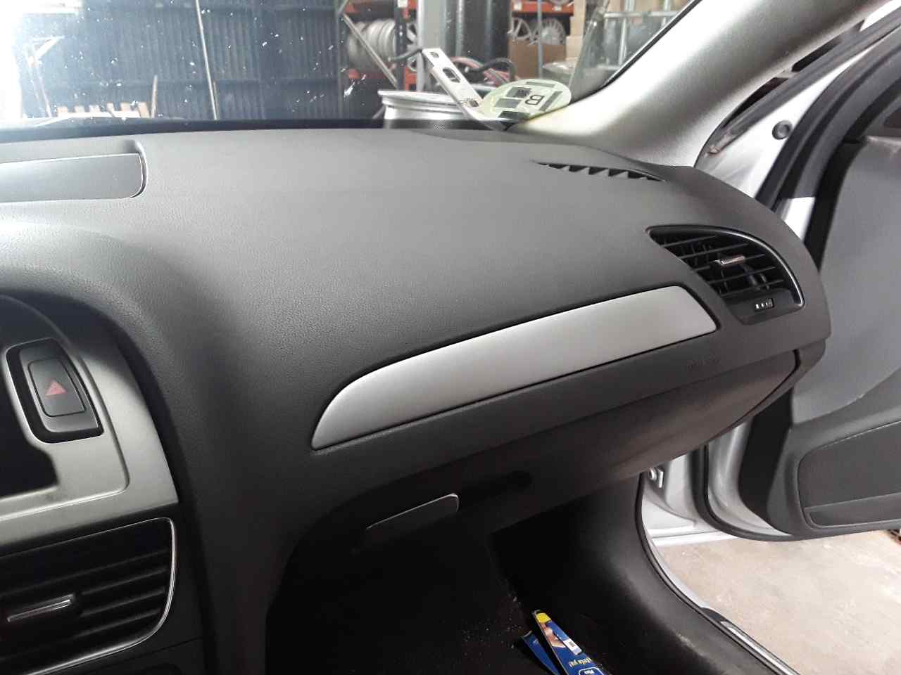 Front right airbag, photo 1 of 1