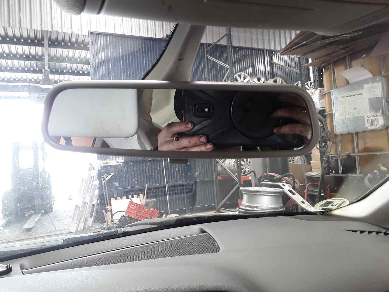 Espejo, foto 1 de 2