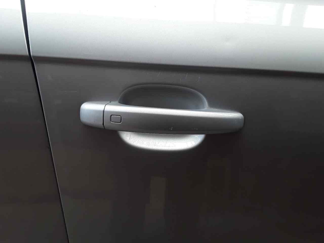 Maneta exterior delantera derecha, foto 1 de 1