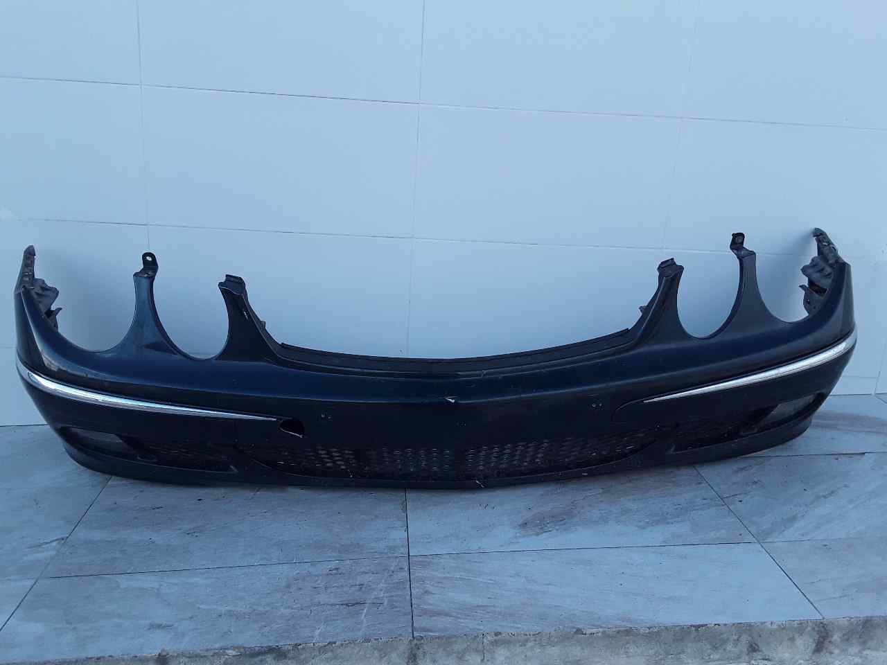 Paragolpes delantero