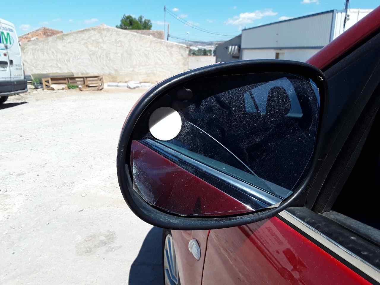Retrovisor izquierdo