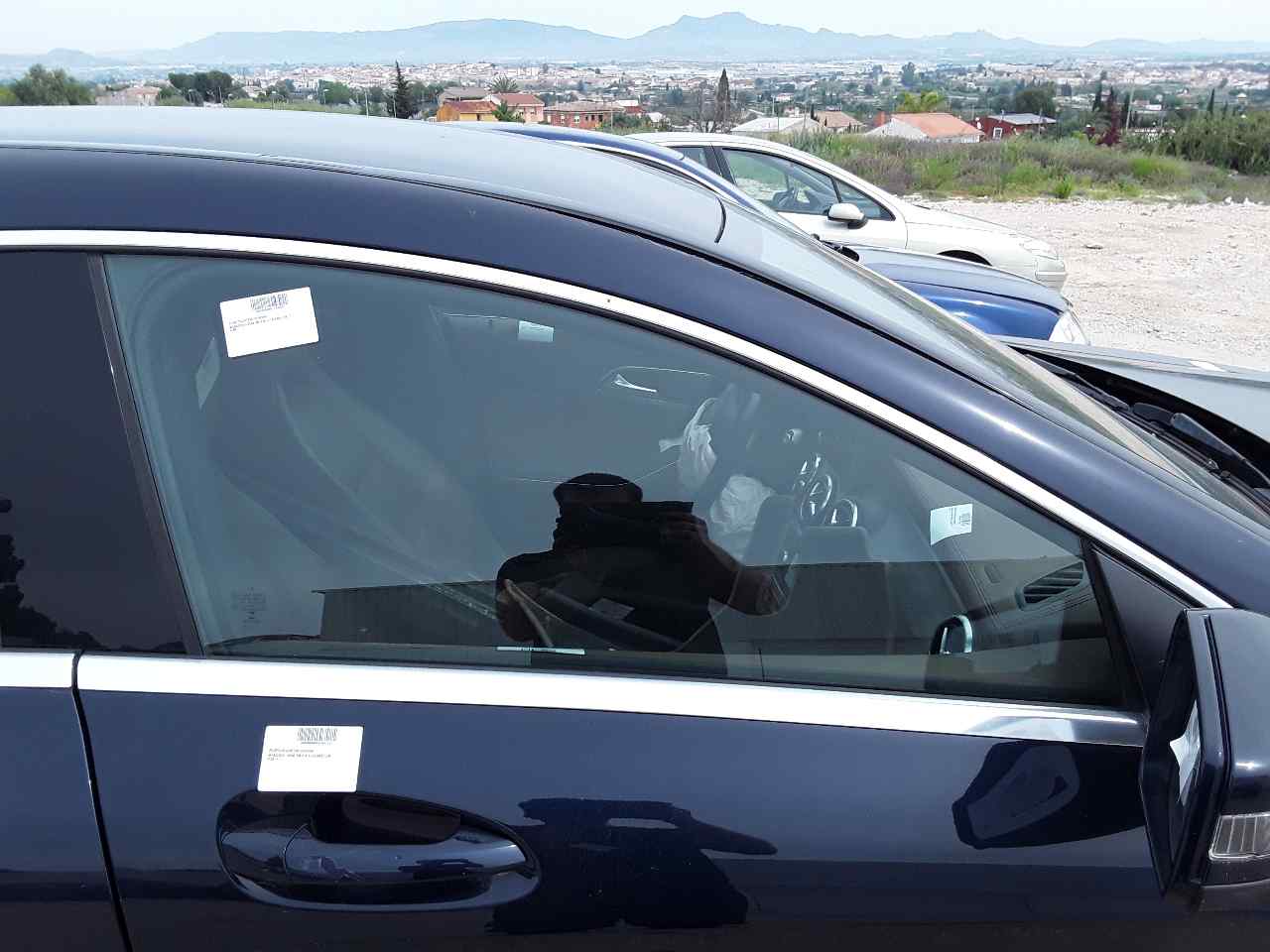 Front right window glass, photo 1 of 1