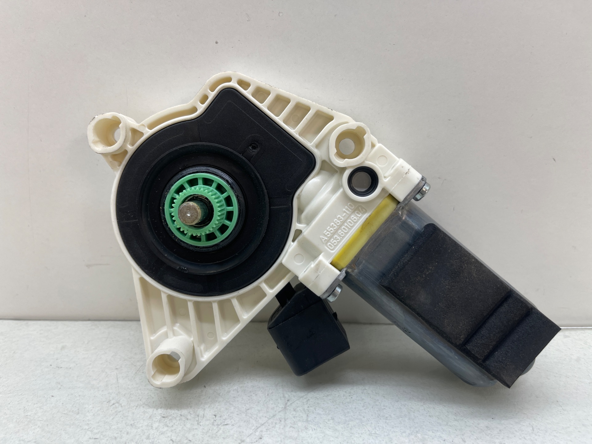Motor elevalunas delantero izquierdo, foto 1 de 2