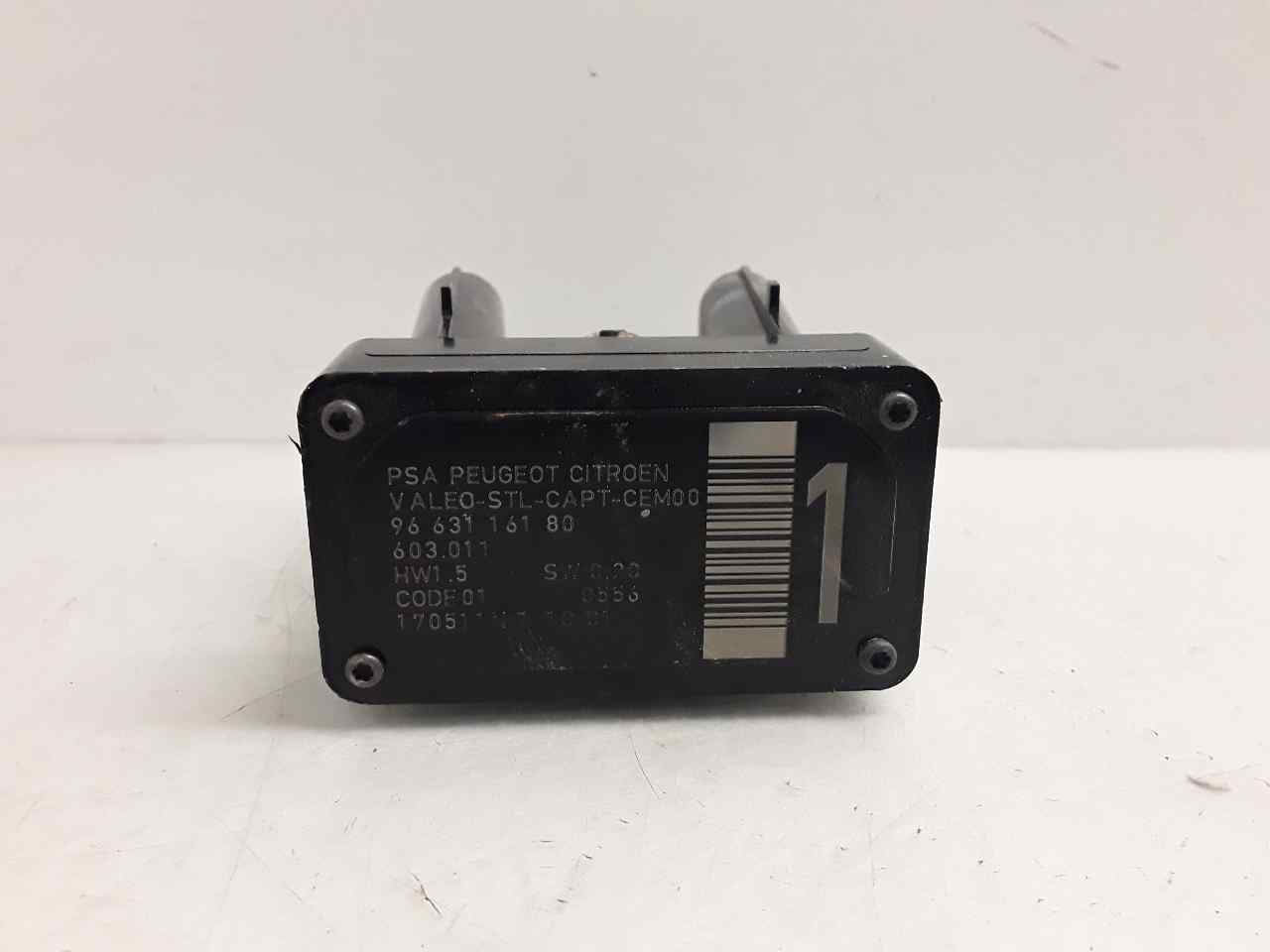 Sensor aparcamiento delantero