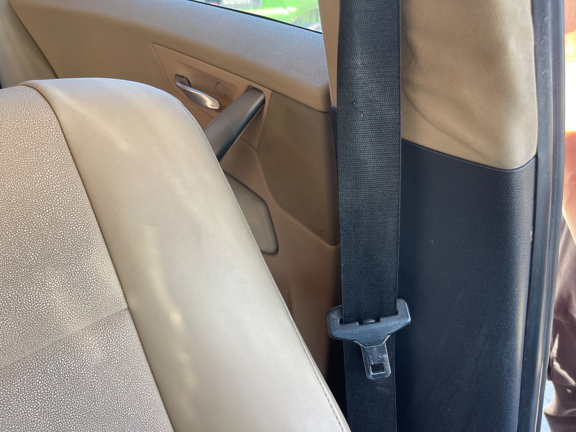 Cinturon seguridad delantero izquierdo