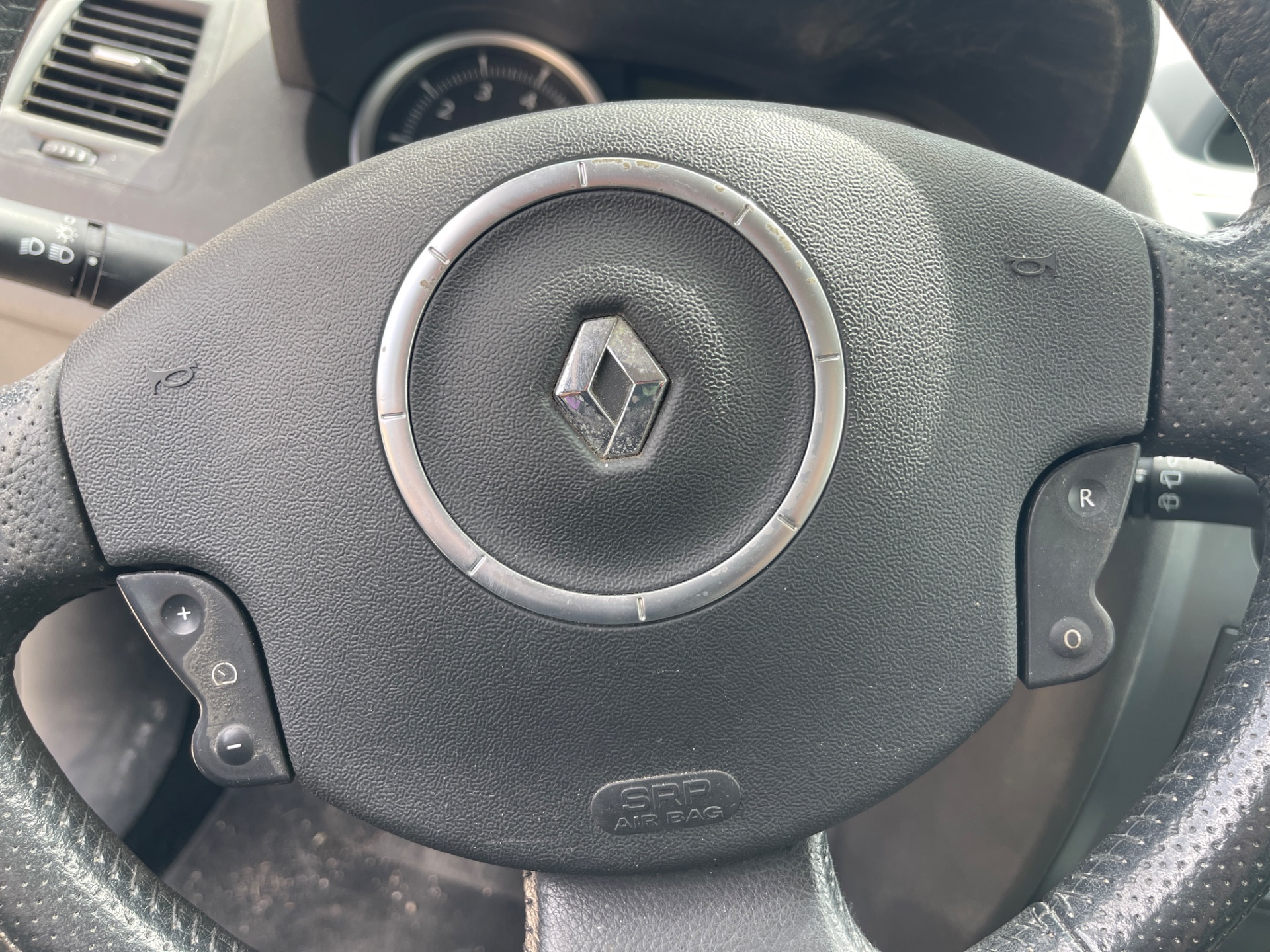 Airbag delantero izquierdo