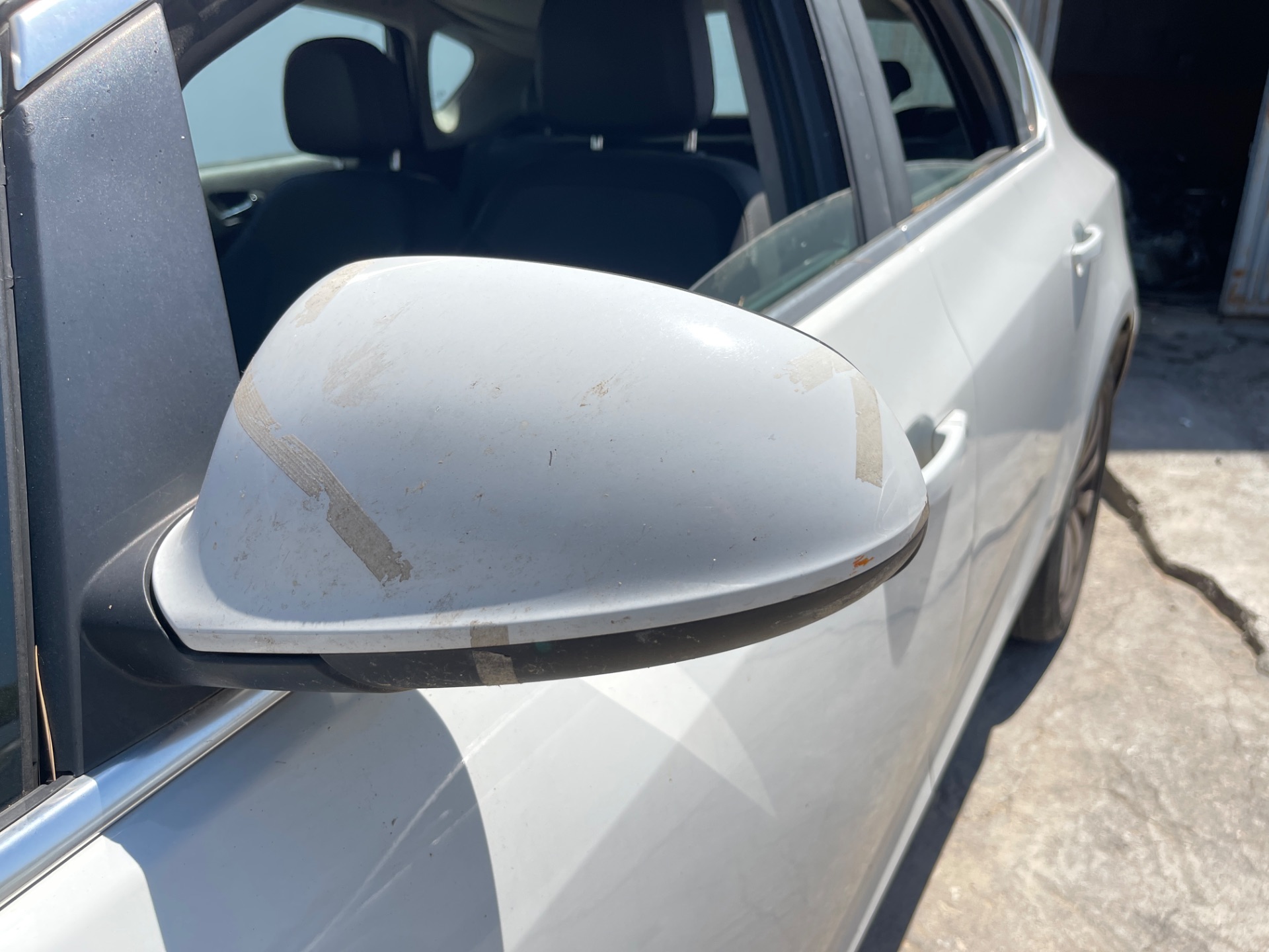 Retrovisor izquierdo