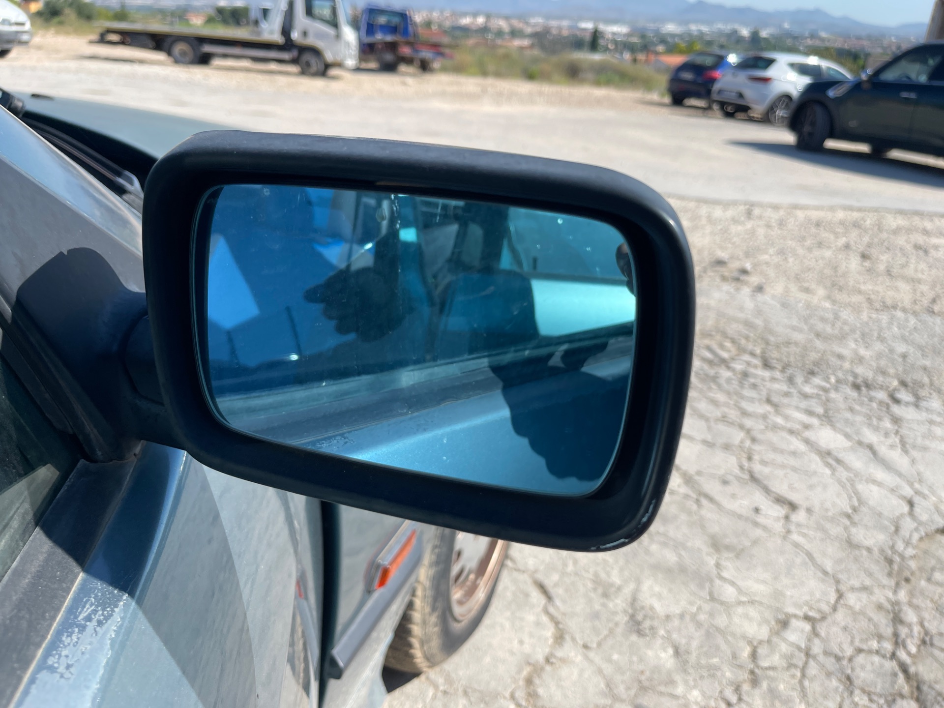Retrovisor derecho