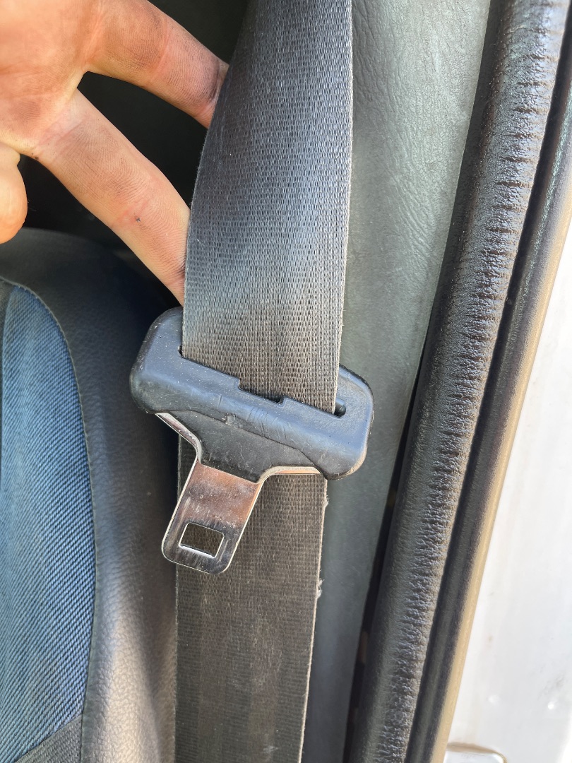 Cinturon seguridad delantero izquierdo