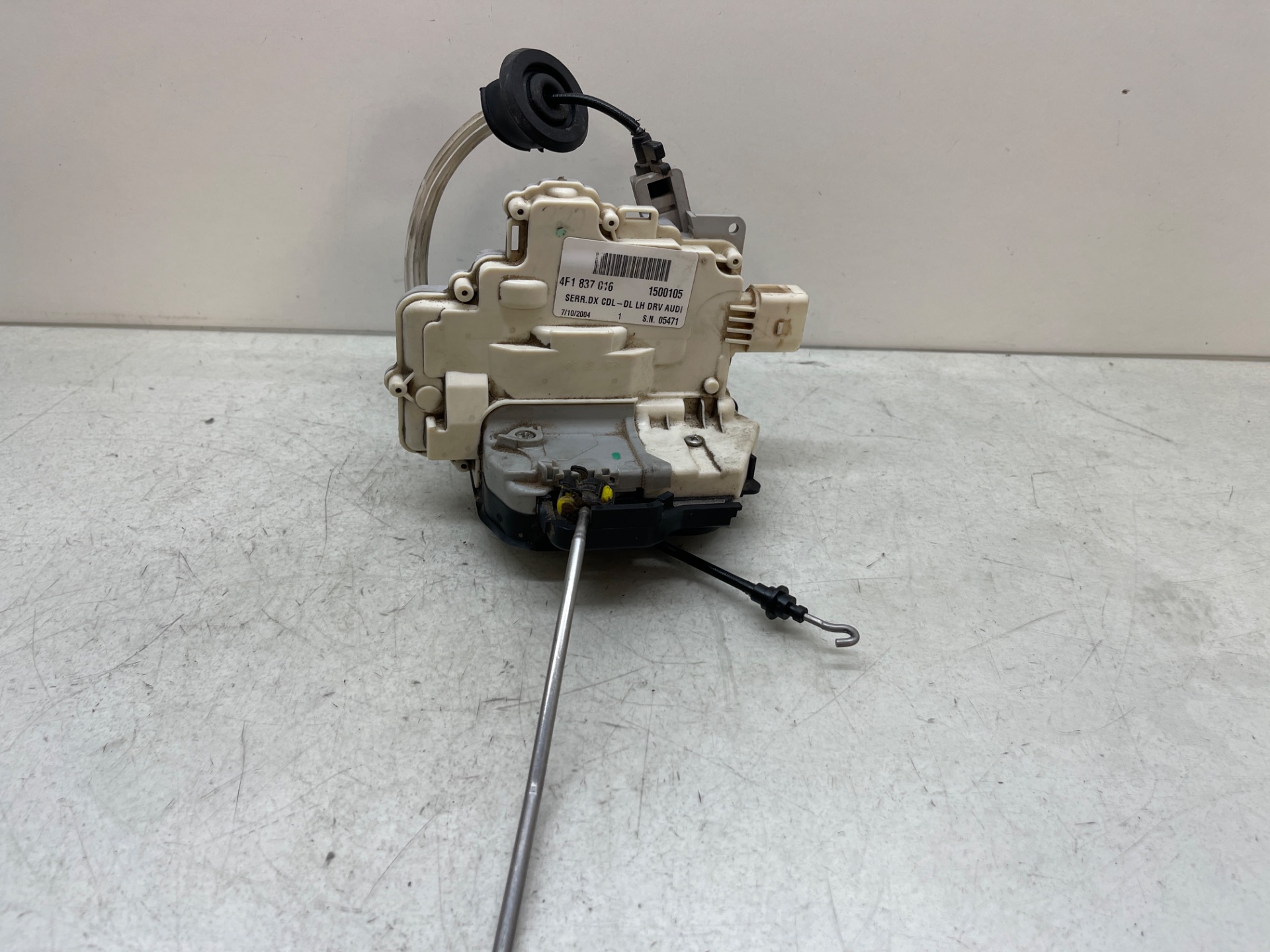 Cerradura puerta delantera derecha