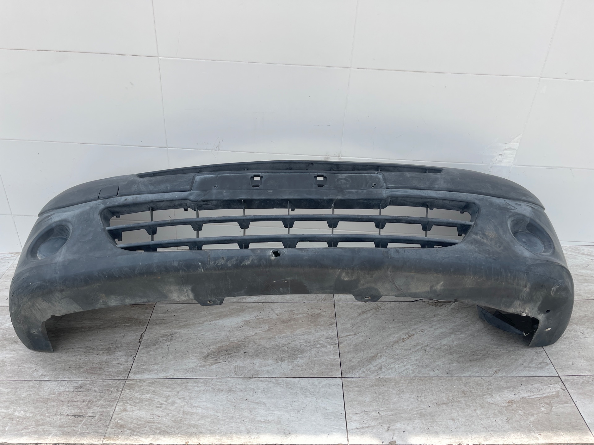 Paragolpes delantero