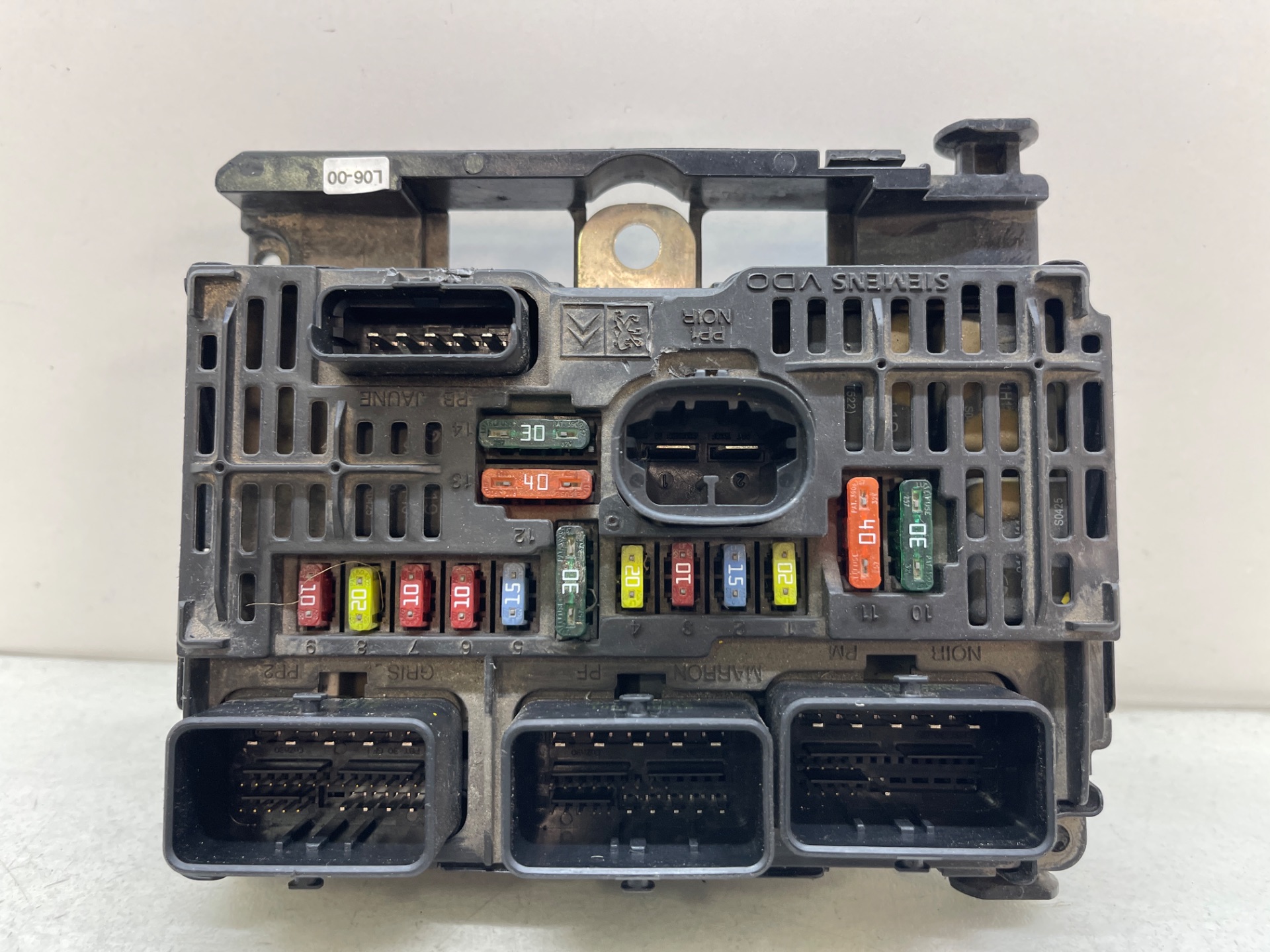 Caja reles / fusibles