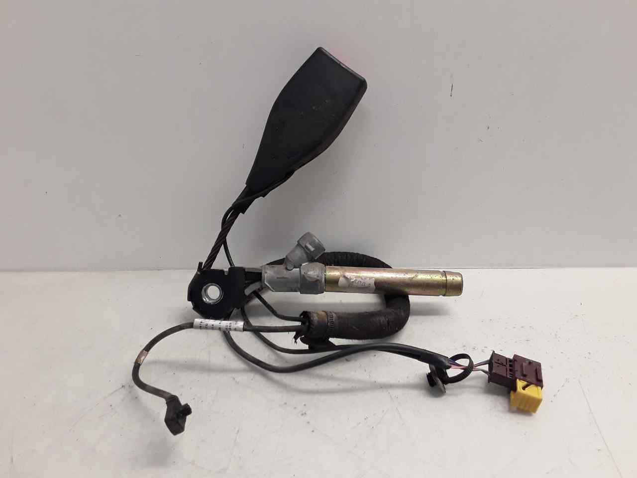 Pretensor airbag izquierdo