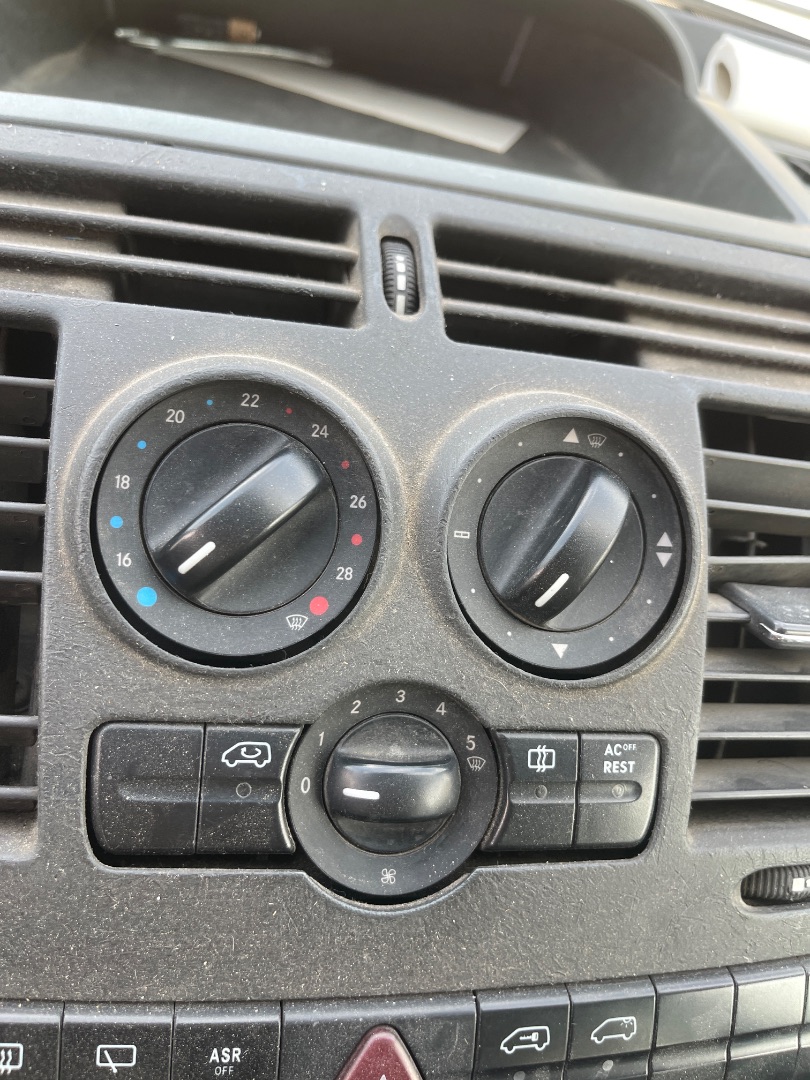 Mando climatizador