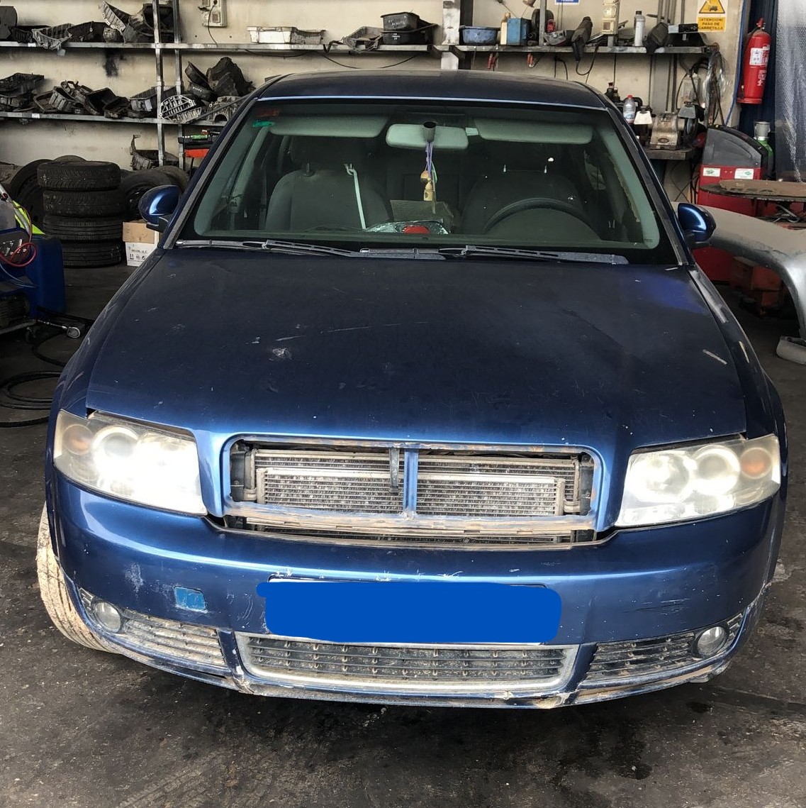 Audi A4 Avant (8E) *